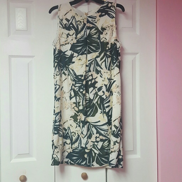 Dress - Picture 1 of 1