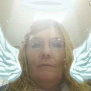 Meet your Posher, Denita