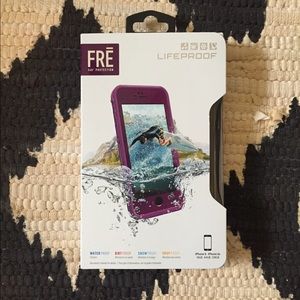 Wine/Purple iPhone 6/6s LifeProof Case