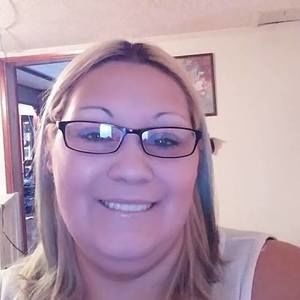 Meet your Posher, Cynthia