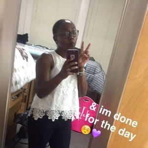 Meet your Posher, Kori