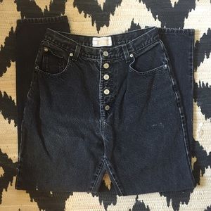 Vintage high-waisted jeans