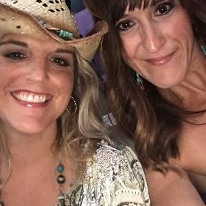 Meet your Posher, Chrissie