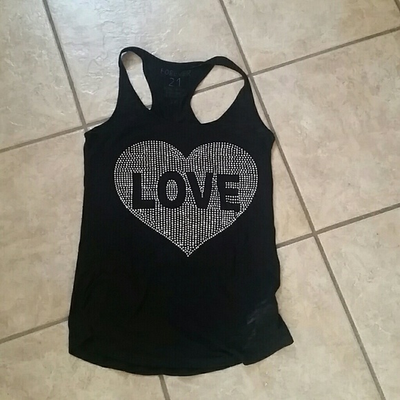 Black heart top forever 21
