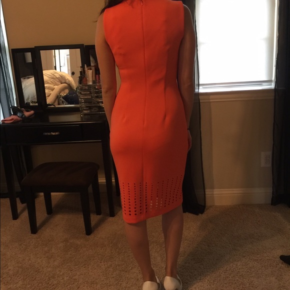 Dress - Picture 3 of 4