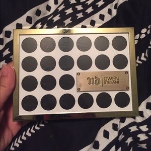 (On hold) Another qwen stefani makeup palette