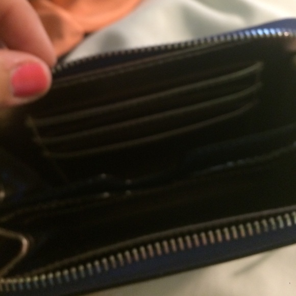 Stella and Dot wallet - Picture 2 of 2