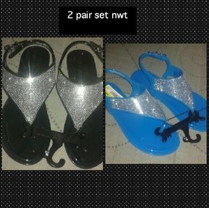 2 pair set of sandals girls size 1-2 m