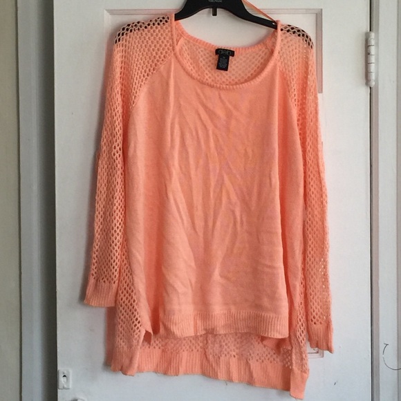 😀 Peachy hi low sweater