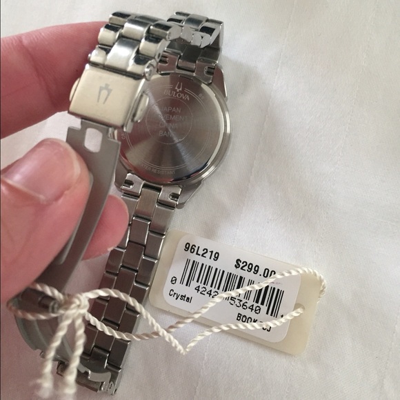 Bulova silver watch - Picture 3 of 4