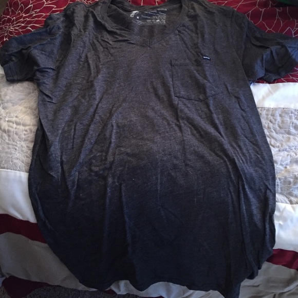 Hurley SZ med Grey V-Neck T-Shirt
