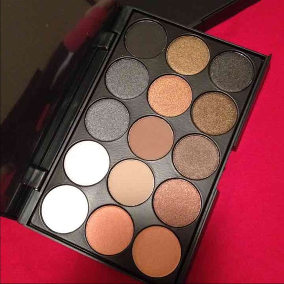 Eyeshadows palette +20pcs brushes - Picture 2 of 4