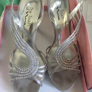 The touch of Nina silver heels