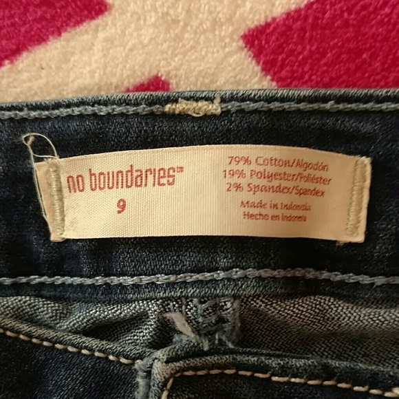 Jean Shorts - Picture 2 of 4