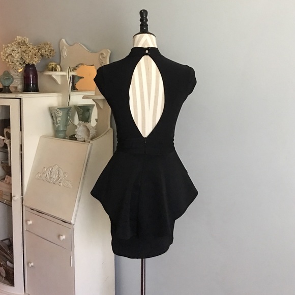 LBD - Picture 2 of 4