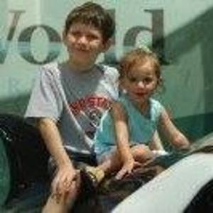 Meet your Posher, Angela