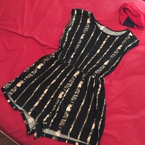 Cap sleeve romper shorts