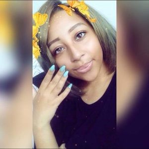 Meet your Posher, Nicole