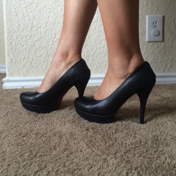 Black shoes
