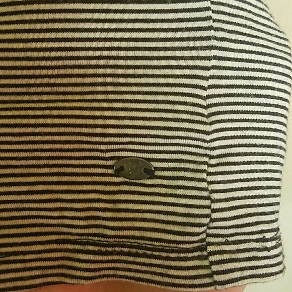 American Eagle striped crop top - Picture 2 of 3