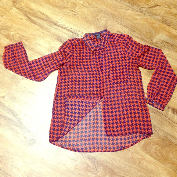Sheer houndstooth button down