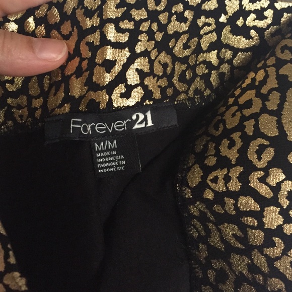 Forever 21 Skirts - Forever 21 F21 gold & black leopard stretch skirt Forever 21 Skirts - Forever 21 F21 gold & black leopard stretch skirt