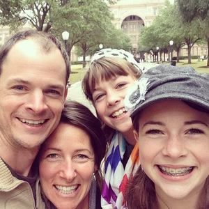 Meet your Posher, Hillary