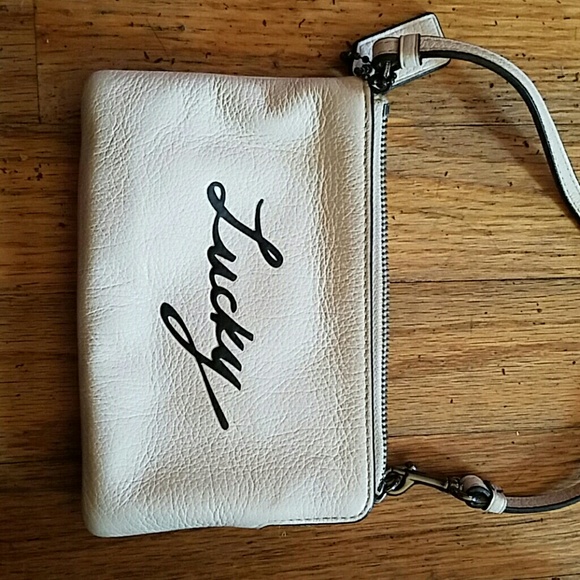 Coach LUCKY wristlet, hard to find it!