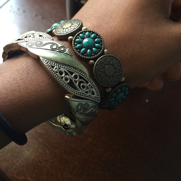 Forever 21 bracelets - Picture 3 of 3