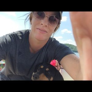 Meet your Posher, Stacy