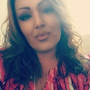 Meet your Posher, Nadia