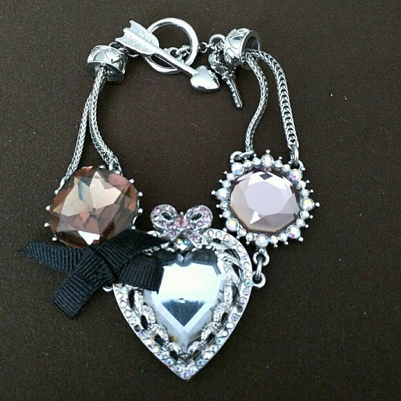 Betsey Johnson Mirrored Heart Bracelet NWOT