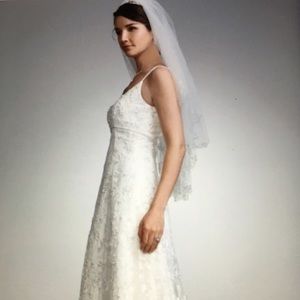 VINTAGE OLEG CASSINI WEDDING DRESS