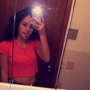 Meet your Posher, Paige