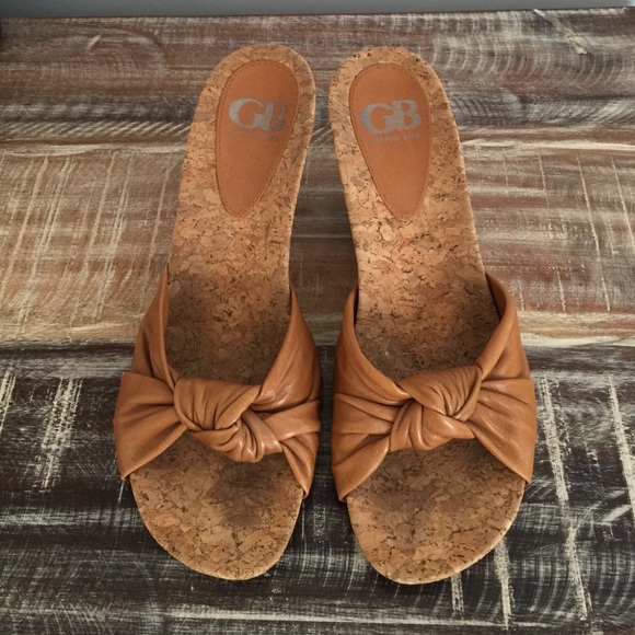 Gianni Bini Wedges!