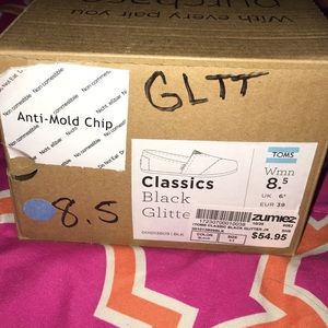 Black sparkly toms