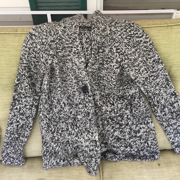 Maternity cardigan