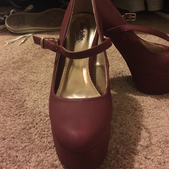 Platform heels - Picture 2 of 3