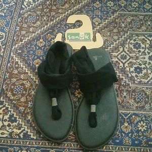 Comfy sansuk sandals