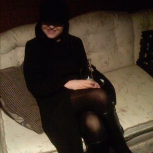 Meet your Posher, Esther