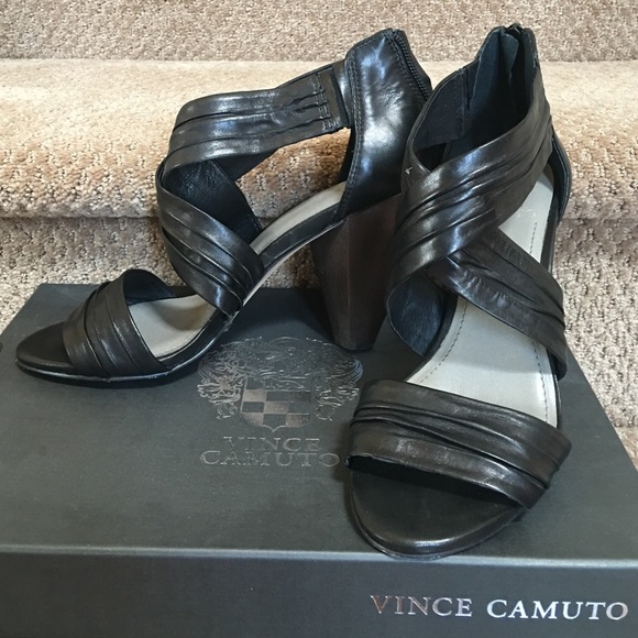 Vince Camuto VC-Cortie Heels/Sandals