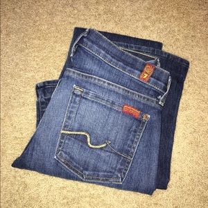 Size 27 -7FAM Bootcut Jeans