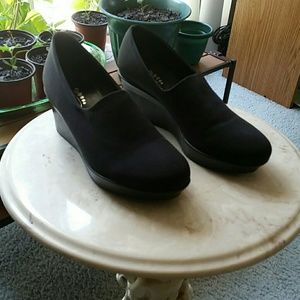 Black Wedge Shoes