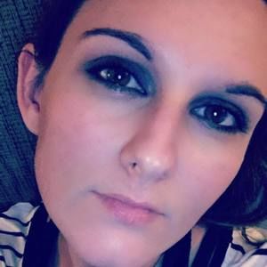 Meet your Posher, Hayley