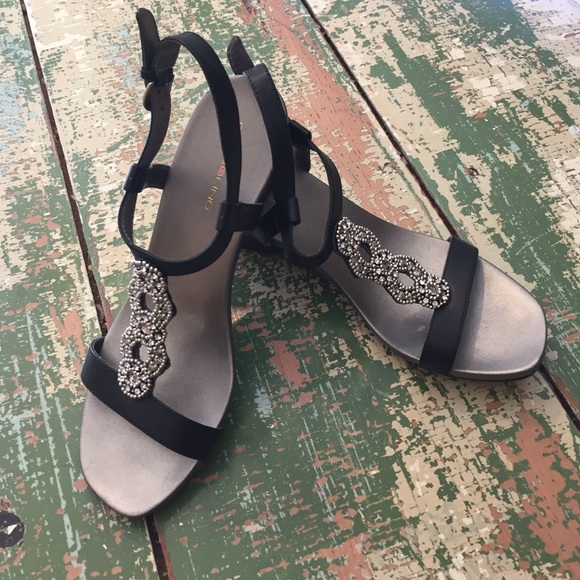Bandolino sandals