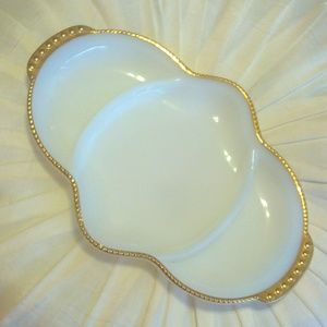 Vintage gold and white glass jewelry tray ❤️