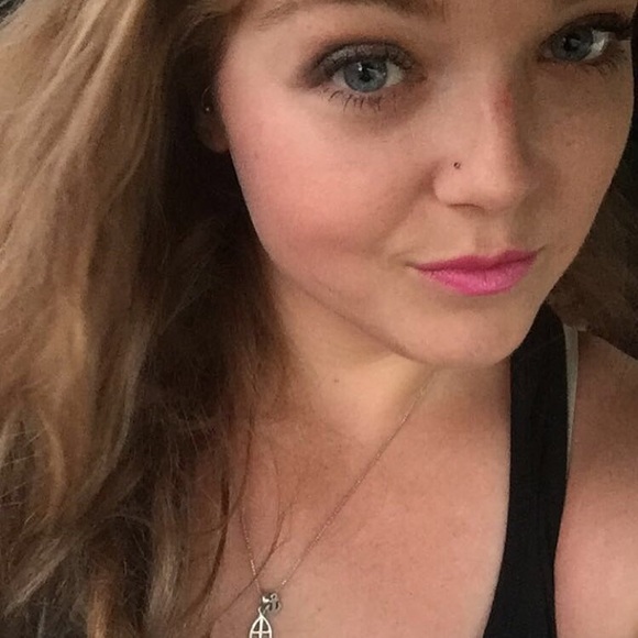 Meet your Posher, Kallie - Picture 1 of 1