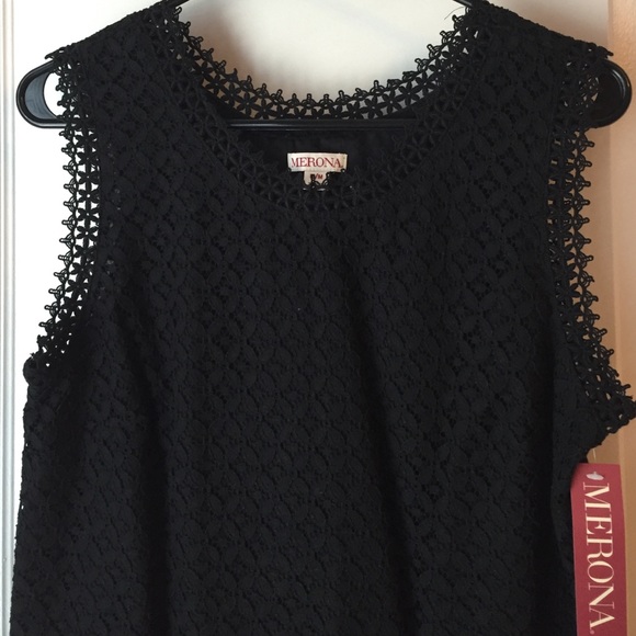 NWT Black Lace Overlay Shell
