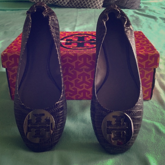 Tory burch reva flats
