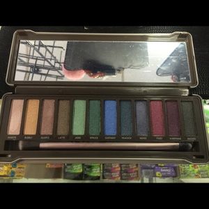 Eyeshadow palette